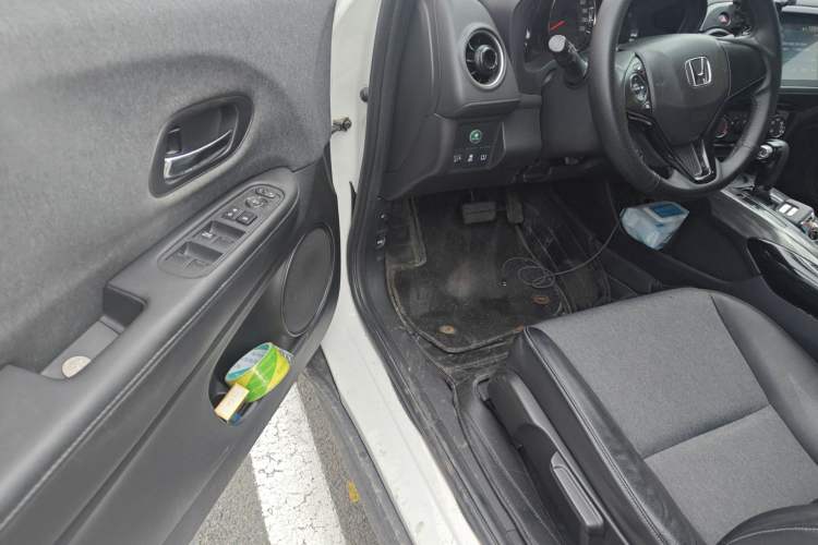 Used Honda XR-V 2021 1.5L CVT Comfort Version Driver Seat