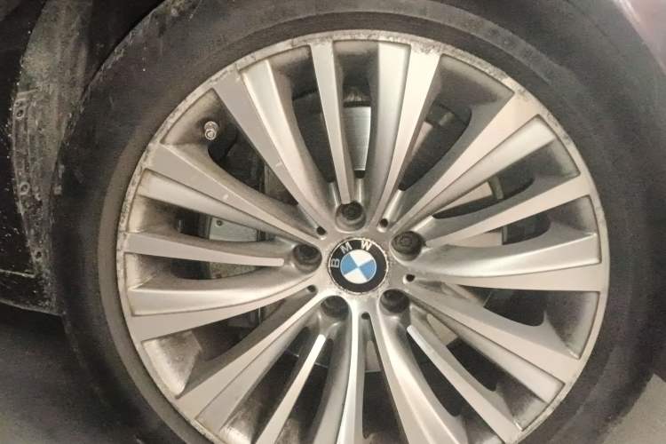 Used BMW 5 Series GT 2014 528i Luxury Edition
