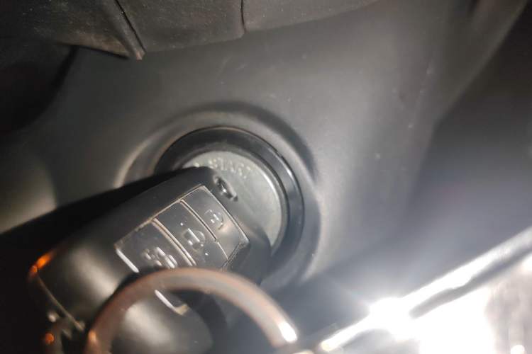 Used Nissan Sylphy 2022 Revised Version Classic 1.6XL CVT Luxury Edition Vehicle Key