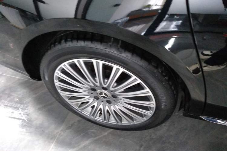 Used Mercedes-Benz E-Class 2023 Updated E 300 L Luxury Edition
