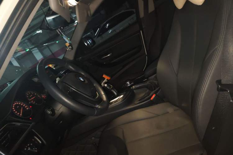 Used BMW 3 Series 2016 320Li Fashion Model
