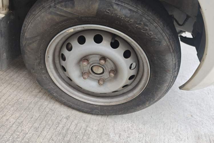 Used Farizon E5 2019 E5L Pure Electric Van with Guoxuan 39.9 kWh
