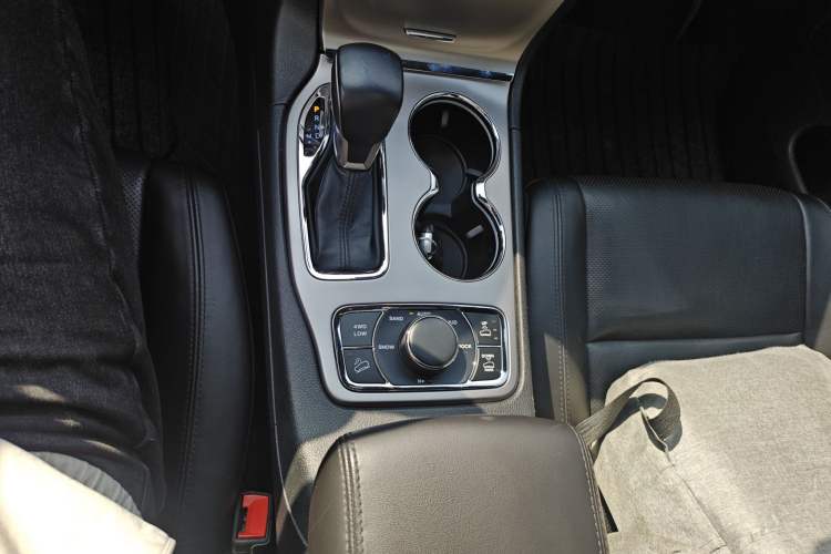 Used Jeep Grand Cherokee (Import) 2020 3.0L Elite Navigation Edition