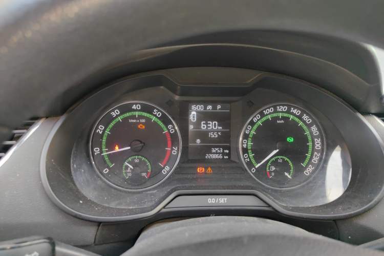 Used Skoda Octavia 2020 1.5L Automatic SmartDrive Comfort Edition Instrument Cluster