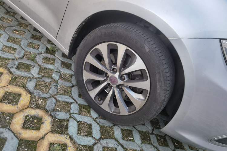 Used Fiat Viaggio 2012 1.4T Automatic Enjoyment Edition
