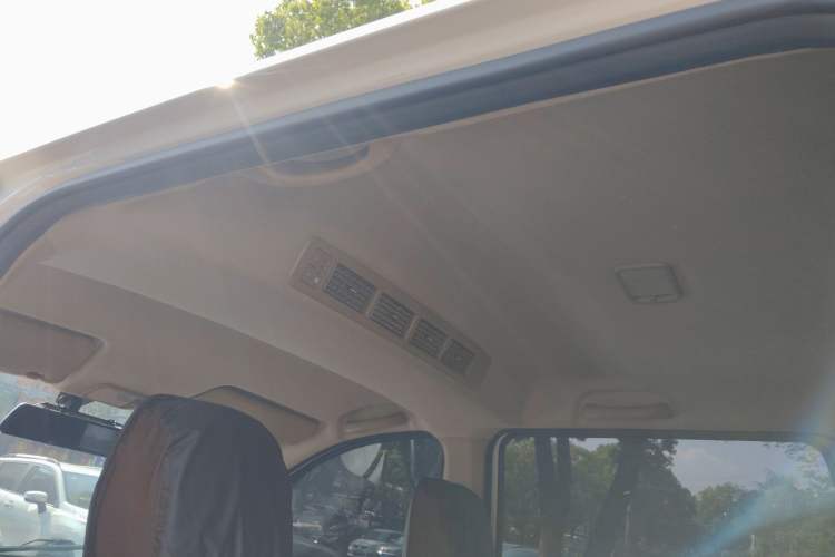 Used Wuling Hongguang 2019 1.5L S Standard Version China VI LAR
