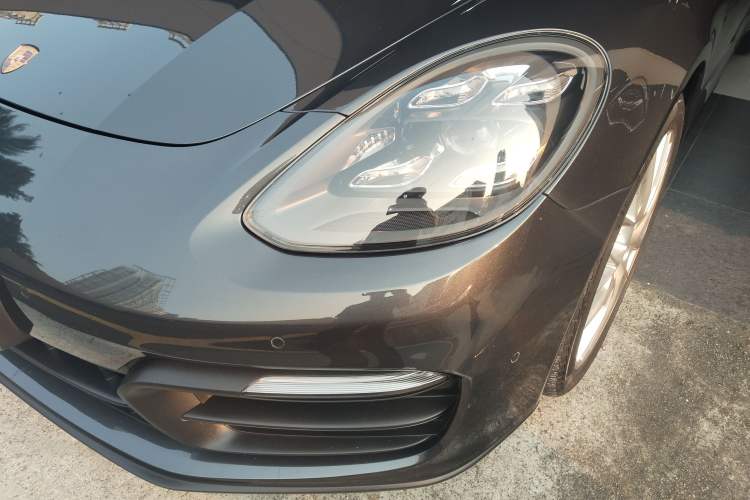 Used Porsche Panamera 2021 Panamera Executive Long Wheelbase 2.9T Left Front Headlight