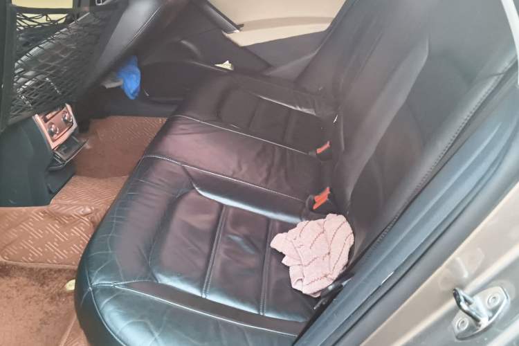 Used Volkswagen Passat 2013 1.8TSI DSG Prestige Edition Left Rear Seat