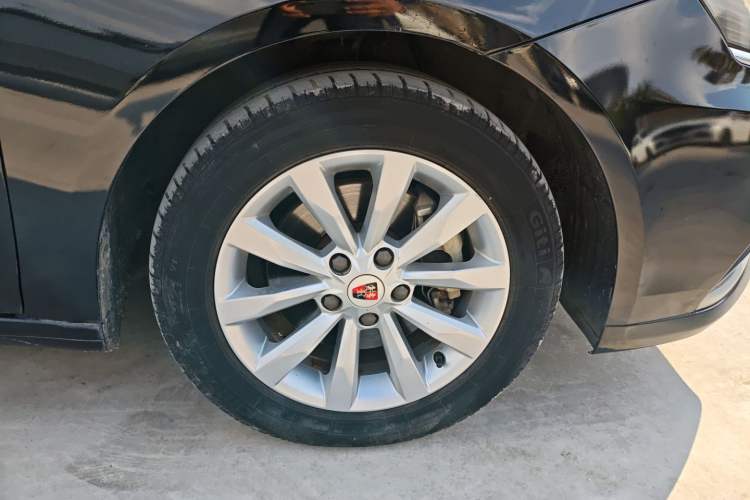 Used Roewe i6 New Energy 2017 45T Hybrid Connect & Smart Enjoyment Edition