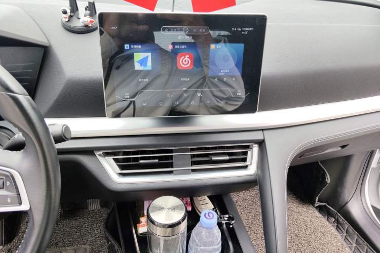 Used BYD Song Pro 2019 1.5T Automatic Luxury Model Audio And AC Panel