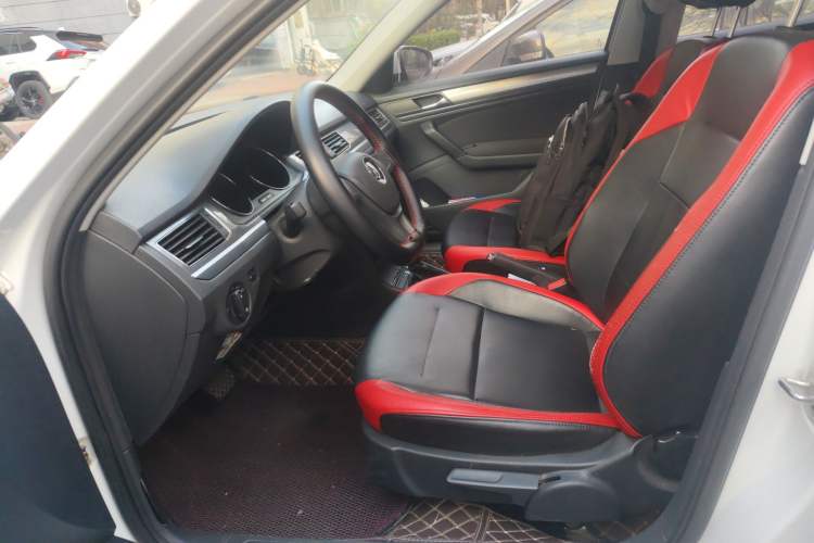 Used Volkswagen Bora 2018 1.5L Automatic Fashion Model Left Front Seat