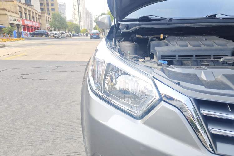 Used Venucia D50 2013 1.6L Manual Fashion Edition
