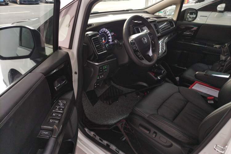 Used Honda Elysion 2019 2.0L Hybrid Luxury Edition