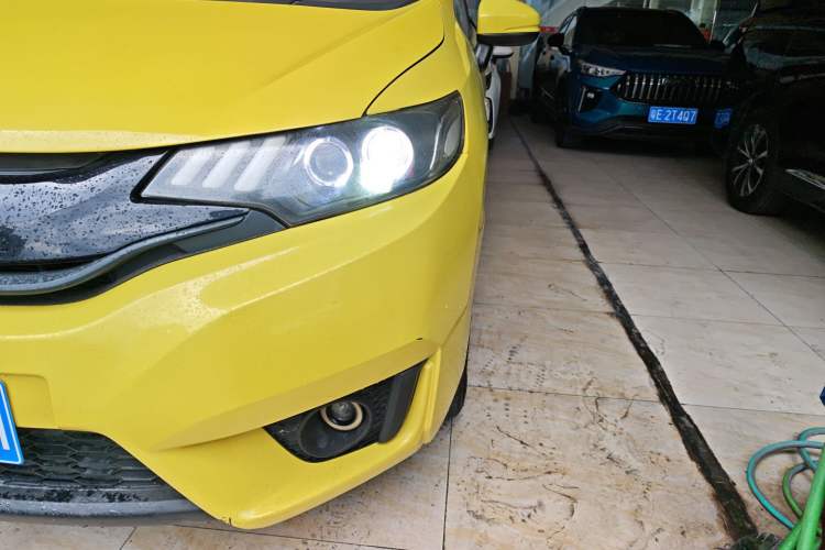 Used Honda Fit 2016 1.5L LX CVT Comfort Model
