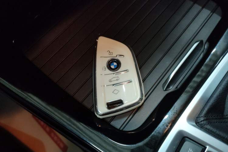 Used BMW 1 Series 2021 Revised 120i M Sport Night Edition Vehicle Key