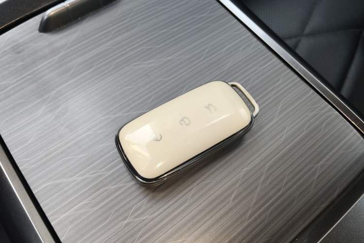 Used Geely Galaxy L6 2024 60km PLUS Dragon Edition