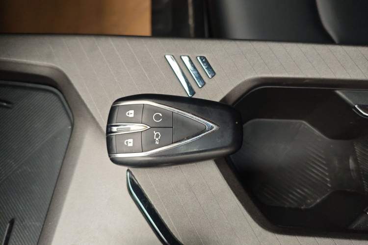 Used CHANGAN X5 PLUS 2025 1.5T DCT Excellence Edition
