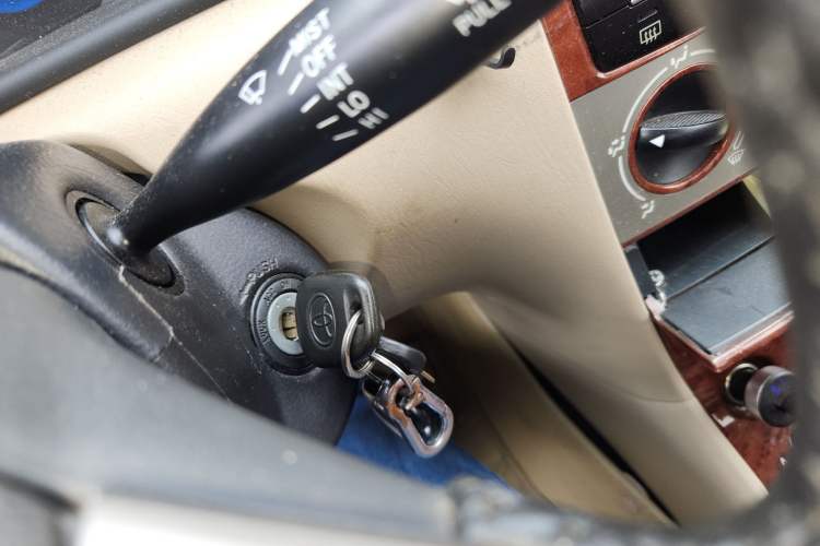 Used Toyota Corolla EX 2013 1.6L Manual Excellence Edition