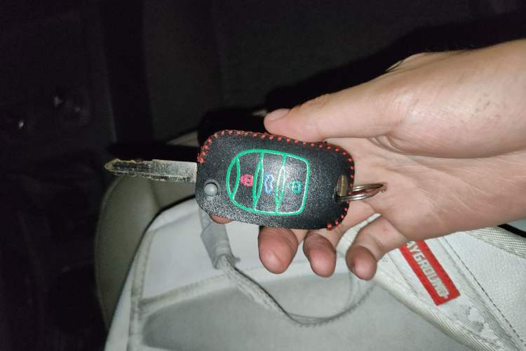 Used Wuling Hongguang 2015 1.2L S Base Model China V Standard Vehicle Key