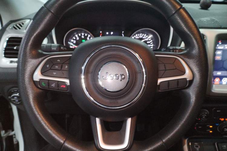 Used Jeep Compass 2020 220T Automatic Leading Edition