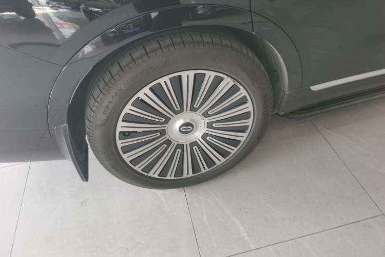 Used Hima AITO M9 2025 All-Electric Ultra Version 100 kWh 5-Seater Model