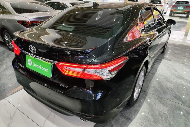 Used Toyota Camry 2021 2.0G Luxury Edition