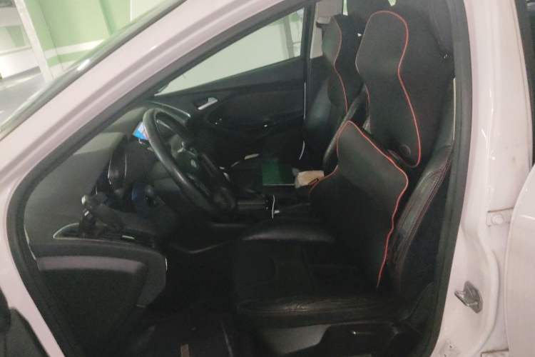 Used Ford Focus 2012 Sedan 1.6L Automatic Fashion Edition