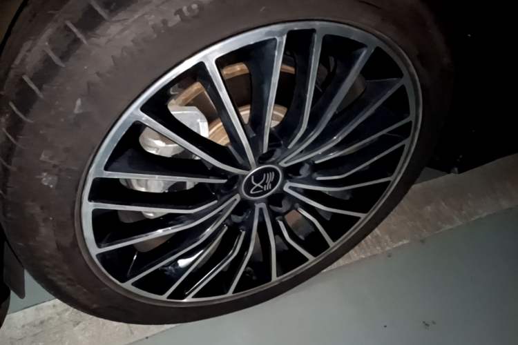 Used BYD Han 2020 EV Long-Range Luxury Model
