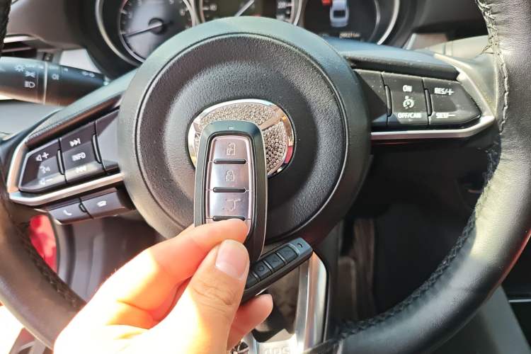 Used Mazda Atenza 2020 2.0L Blue Sky Fashion Edition