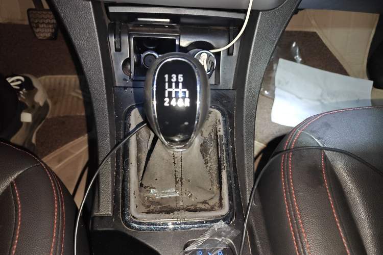 Used Geely Auto Emgrand 2014 Sedan 1.3T Manual Elite Model