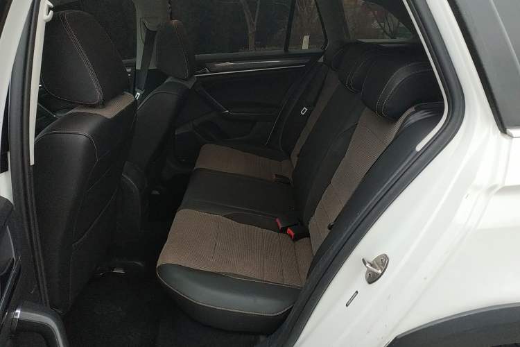 Used Volkswagen C-TREK 2020 1.5L Automatic Comfort Model