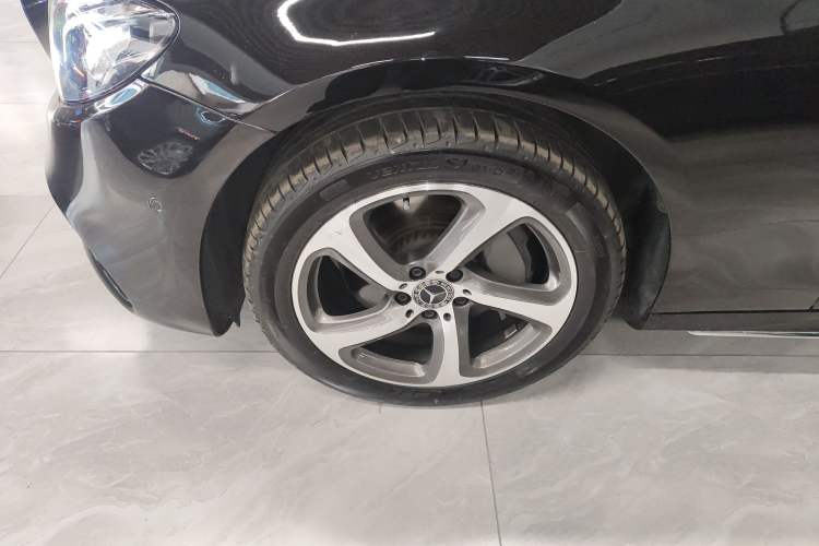 Used Mercedes-Benz E-Class 2019 E 300 L Sport Luxury Edition
