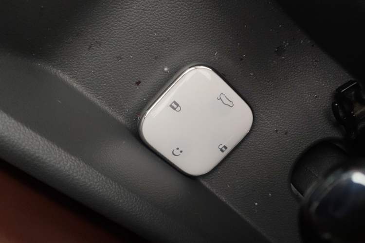 Used CHANGAN NEVO Lumin 2023 205km Xiangqin Version