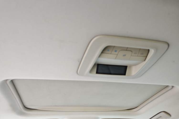 Used Buick GL8 2014 2.4L LT Luxury Business Executive Edition Headliner