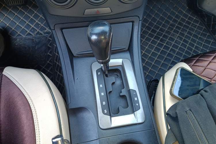 Used Bestune B50 2012 1.6L automatic with sunroof
