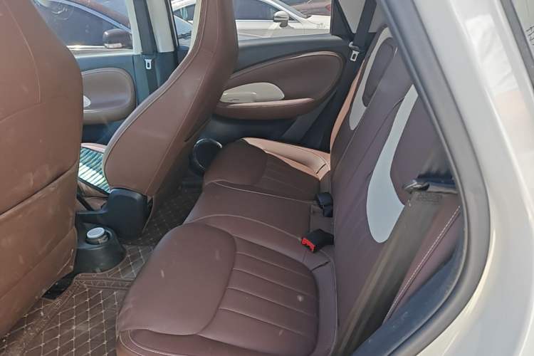 Used Wuling Bingo 2024 333 km Enjoyment Version
