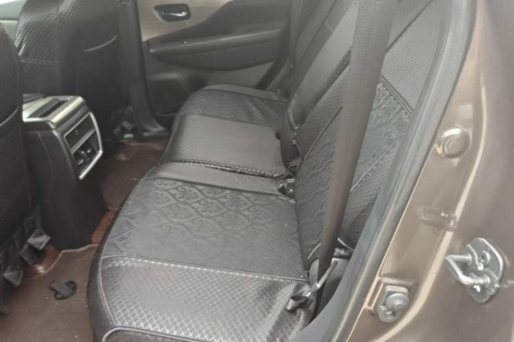 Used Nissan Murano 2017 2.5L XL Two-Wheel Drive Smart Edition Left Rear Seat