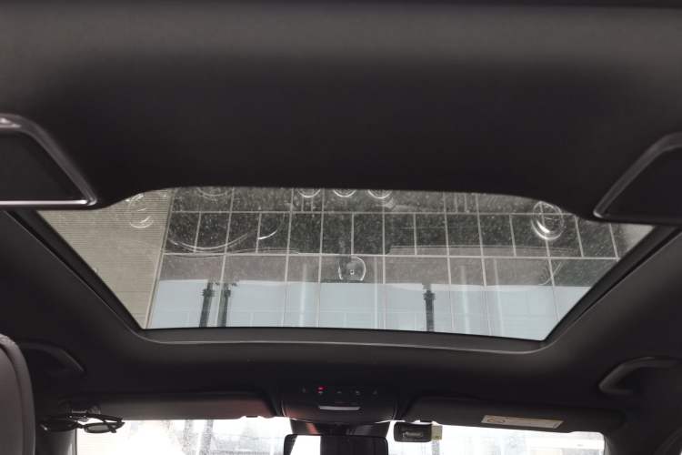 Used Mercedes-Benz GLC 2021 GLC 300 L 4MATIC Dynamic Model Headliner