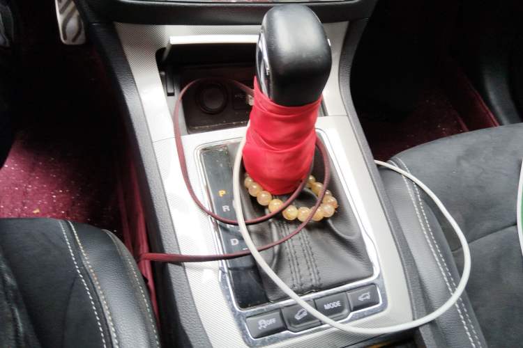 Used Roewe RX5 New Energy 2017 eRX5 50T Hybrid Connected Prestige Flagship Edition