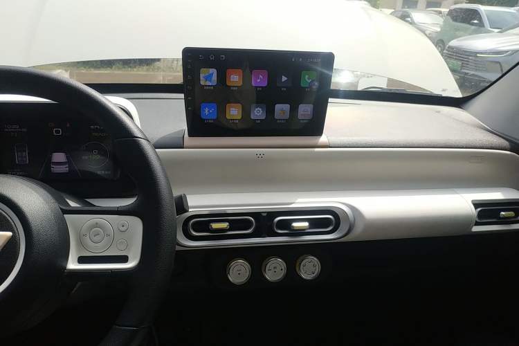 Used Wuling Hongguang MINIEV 2024 3rd Generation 215km Youth Edition
