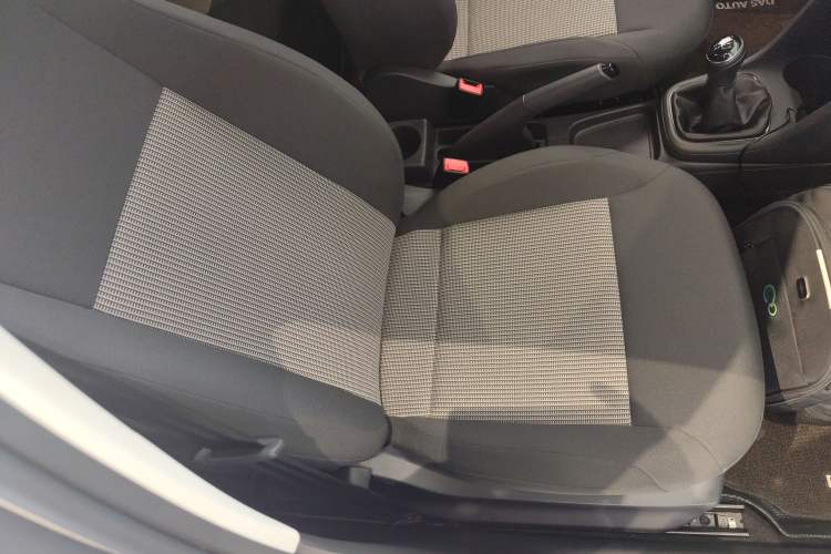 Used Volkswagen Polo 2018 1.5L Manual Drive-Comfort Model