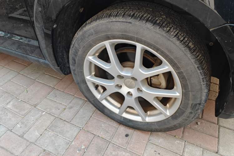 Used Dodge Journey 2013 2.4L Two-Wheel Drive Luxury Version