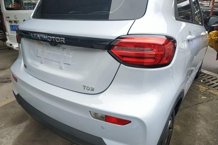 Used Leapmotor T03 2023 200 Lite Edition Right Rear Taillight