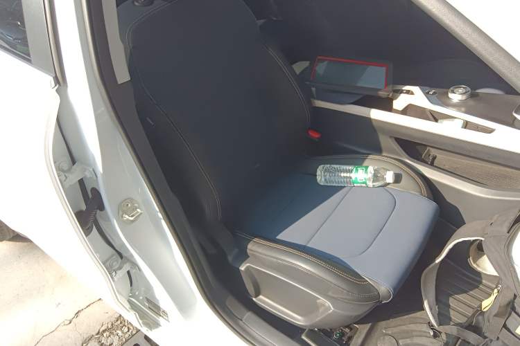 Used Geometry A 2022 Pro 430KM Green Apple Halo