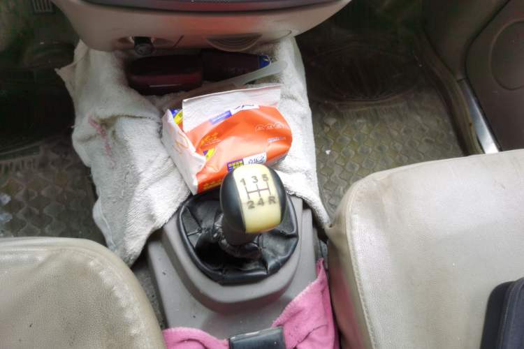 Used Wuling Hongguang 2013 1.5L Standard Version Gear Lever