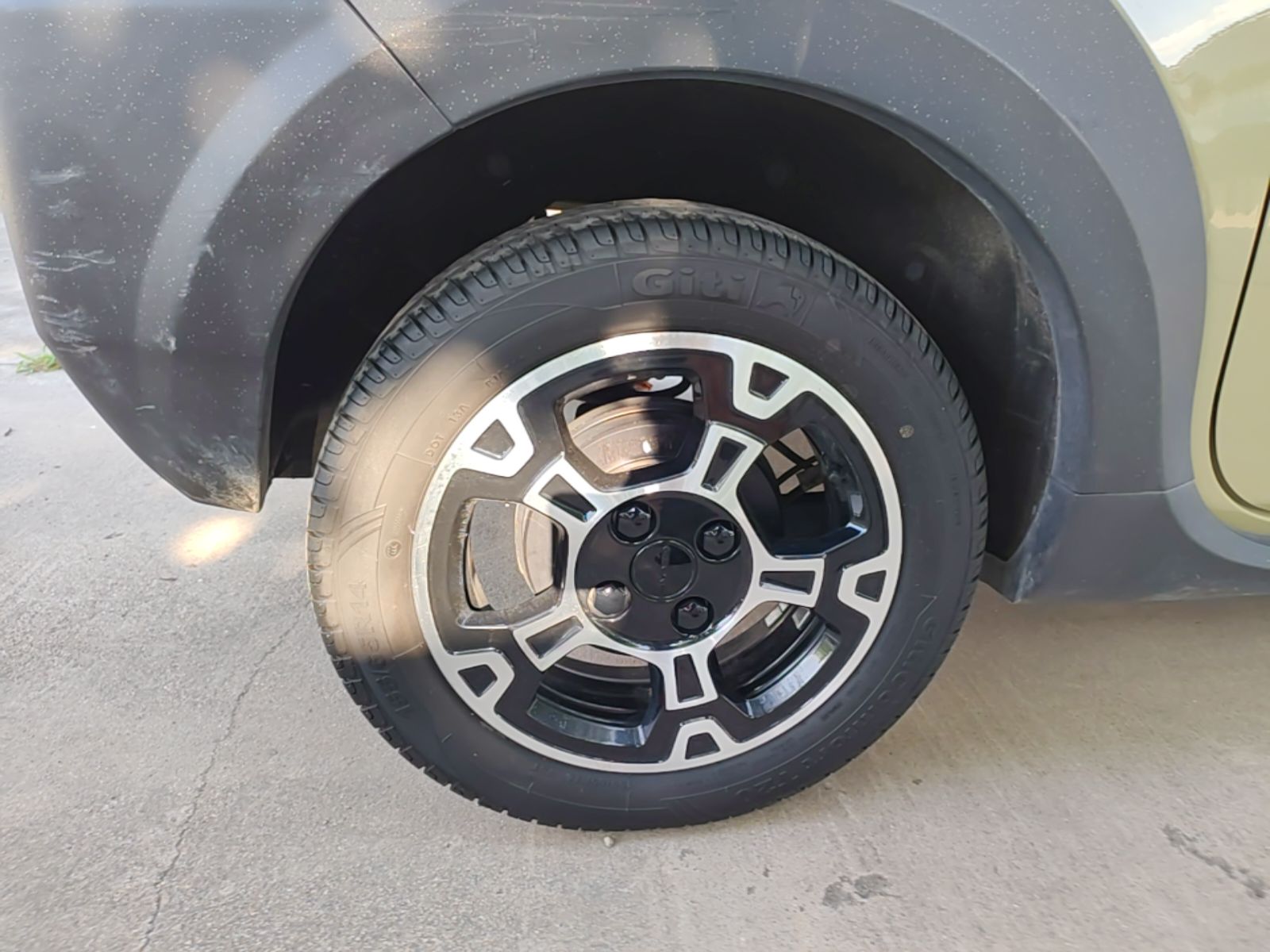 Geely Galaxy Panda 2025 210km Panda Rider — снимка 11