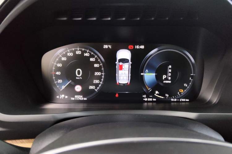 Used Volvo XC90 New Energy 2019 E-Drive Hybrid T8 Prestige 7-Seater China VI Standard
