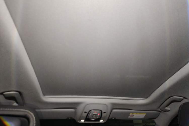 Used Audi A4L 2022 40 TFSI Luxury Dynamic Model Headliner