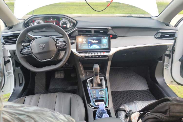 Used Peugeot 408 2022 1.6T Dream Edition
