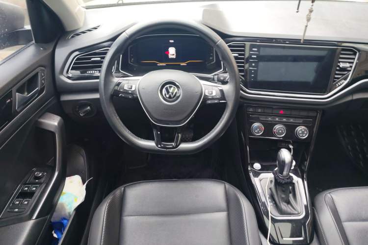 Used Volkswagen T-ROC 2021 280TSI DSG Two-Wheel Drive Comfort Connect Edition